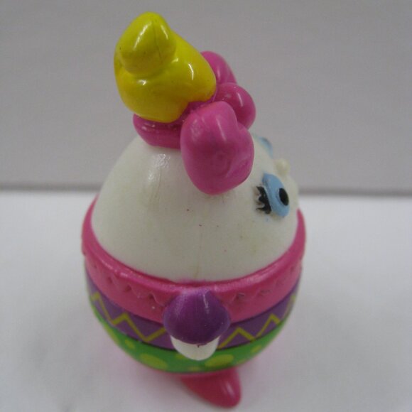 3 Topps Easter Egg Humpty Dumpty and 2 Girl Figure Pencil Toppers Vintage 2001 - Picture 9 of 14